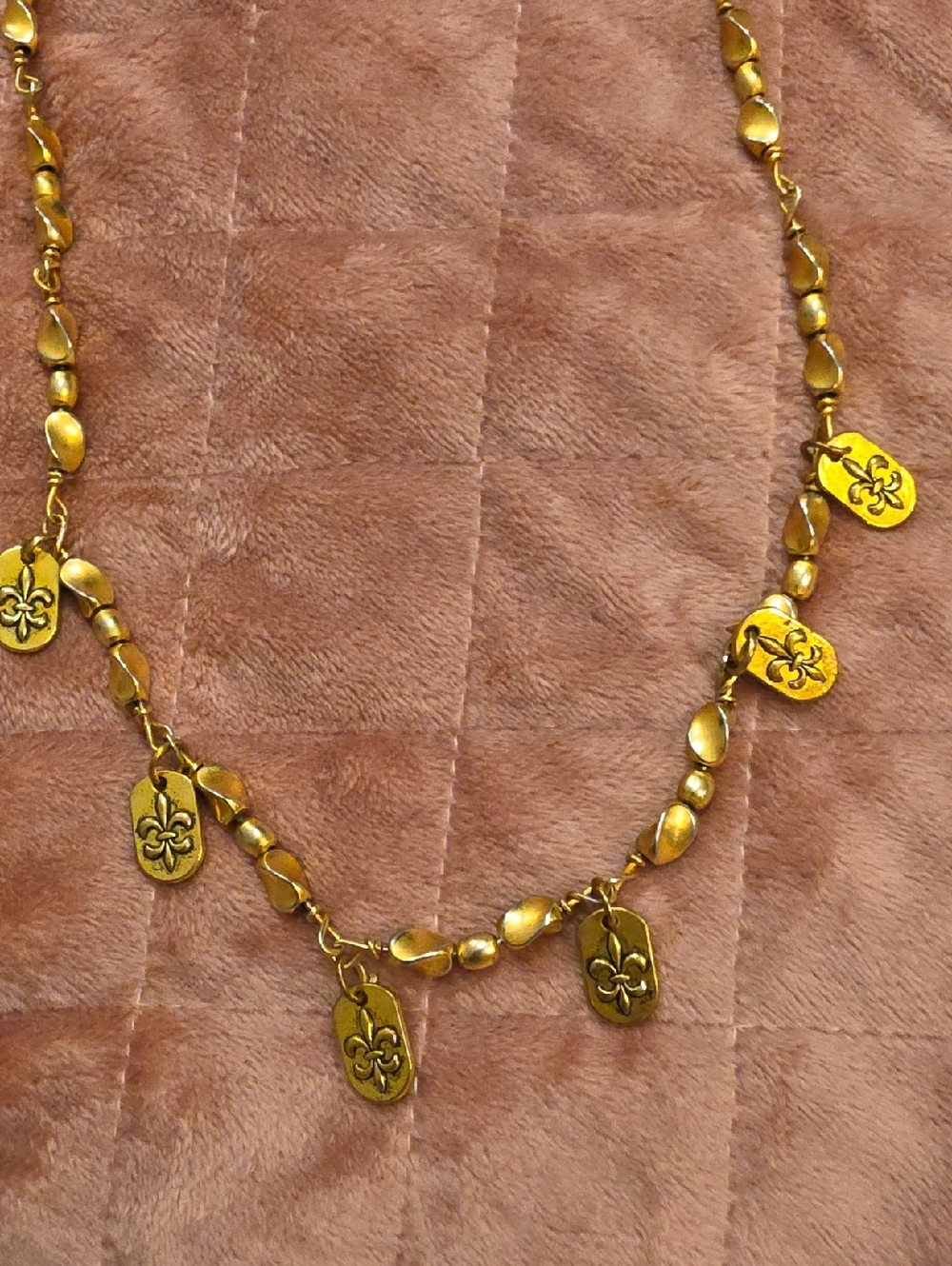 Bundle Of 2 Gold-Tone Necklaces Wear Together Or Separately - Picture 4 of 6
